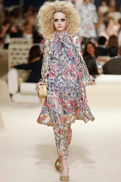 Look 42